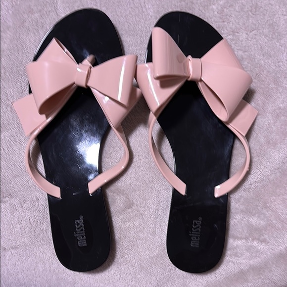 Melissa Shoes - Melissa Jelly Black with Blush Pink Bow Thong Sandals